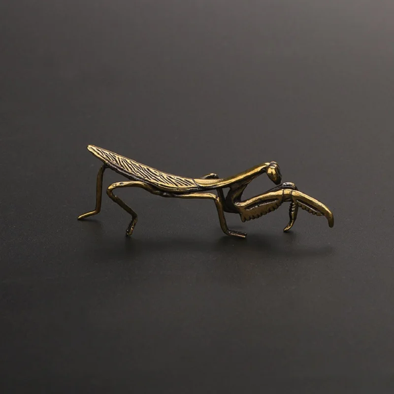 Retro Copper Brass Insect Mantis Ornaments Crafts Living Room Tea Table Micro-carving Arts Home Decoration a0533