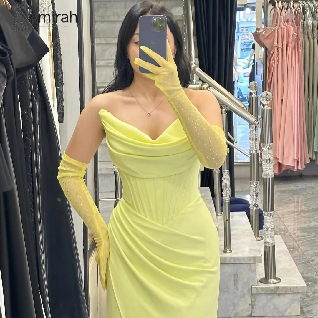 Amirah فساتين سهرة مصنوعة حسب الطلب امرأة أنيقة فساتين لحضور الحفلات الموسيقية 2025 خارج الكتف ذيل السمكة فستان الحفلات الصفراء للنساء الزفاف