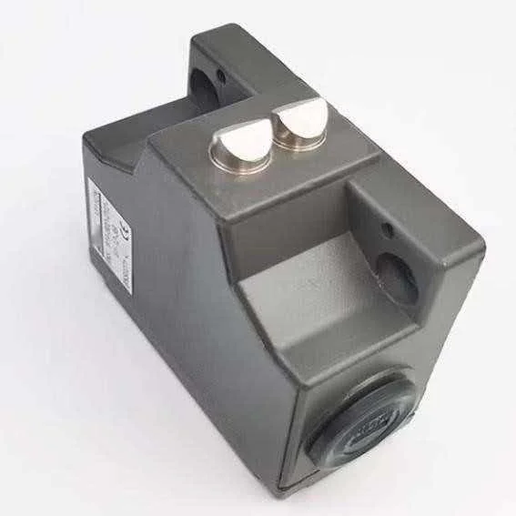 Balluff Stroke Switch BNS028J BNS 819-B03-D12-61-12-3B Waterproof Machine Tool Limit Open