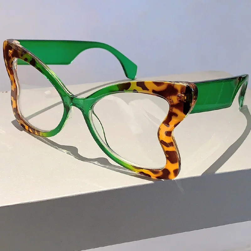 Oversized Butterfly Sunglasses Women For Female Fashion Luxury Brand Designer Vintage Punk Popular Big Frame Sun Glasses UV400
