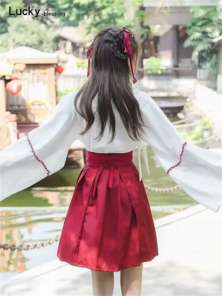 Japanse Jurk Vrouwen Lange Kimono Vest Meisjes Rok Top Bloemen Geborduurde Volledige Mouw Oude Oosterse Cosplay Vest Nieuwe