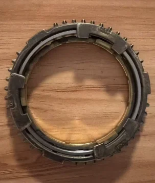 Synchronization rings One link has 5