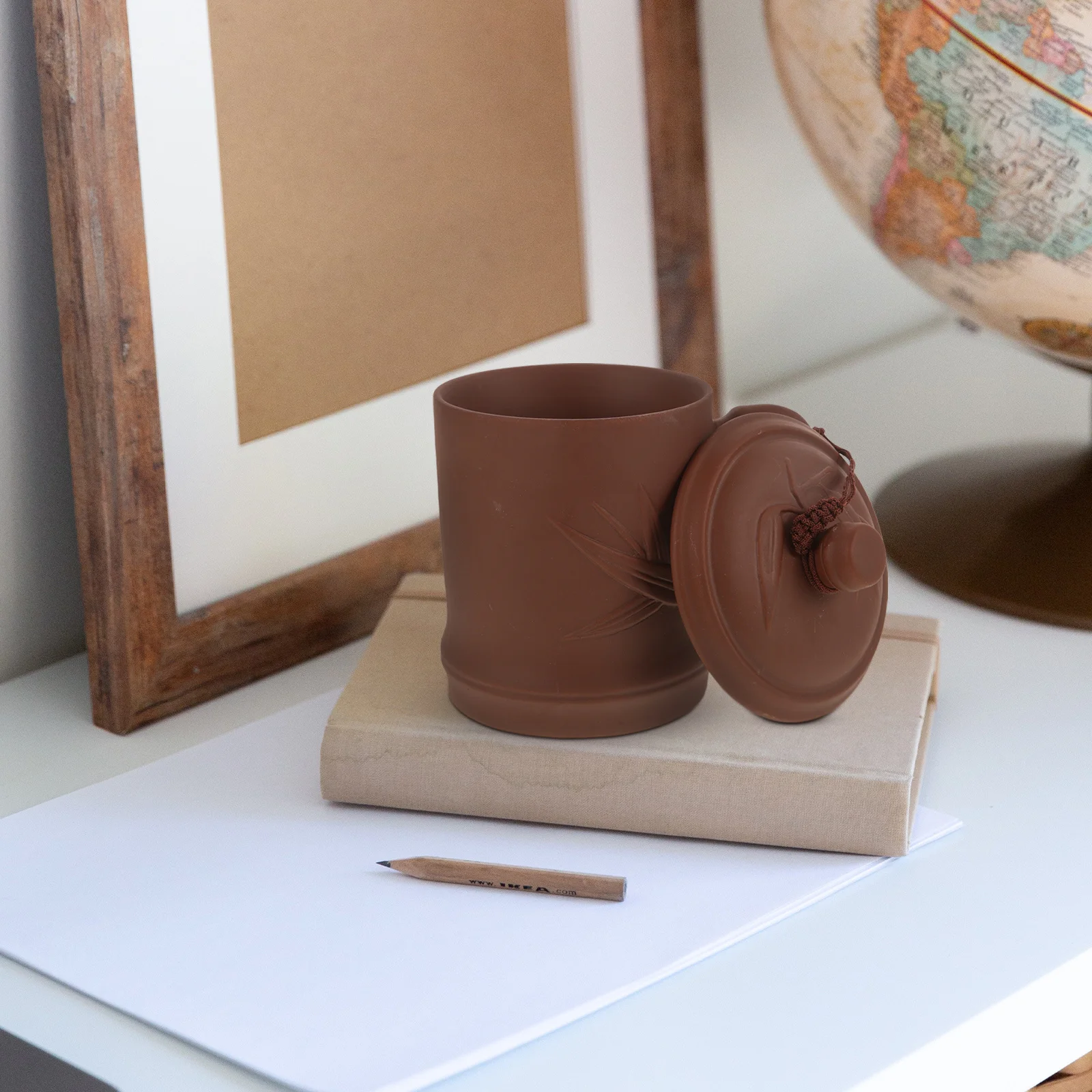 

Chinese Style Purple Clay Tea Cup Classic Ceramic Tea Mug with Handle Lid Suitable for Home Office Teaware