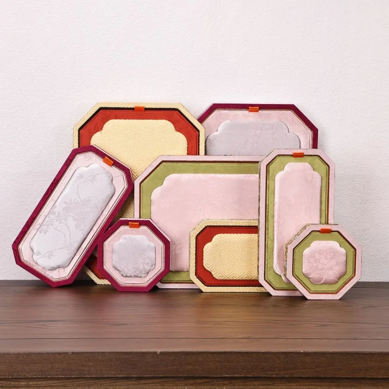 Solid Wood Jewelry Box Luxury Ring Earring Storage Boxes Jeweler Retro Necklaces Bracelet Display Case Jewellery Showcase