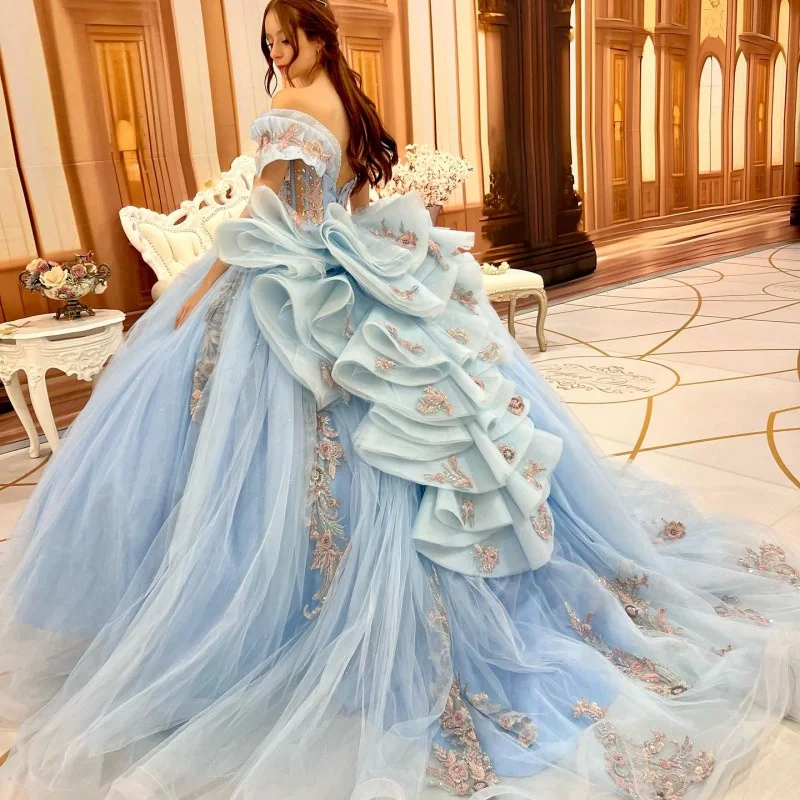 Elegantes schulter freies Prinzessin Ballkleid charmantes Quince anera Kleid klassische Applikation Pailletten mit Cape Sweet 16 Kleid Vestido