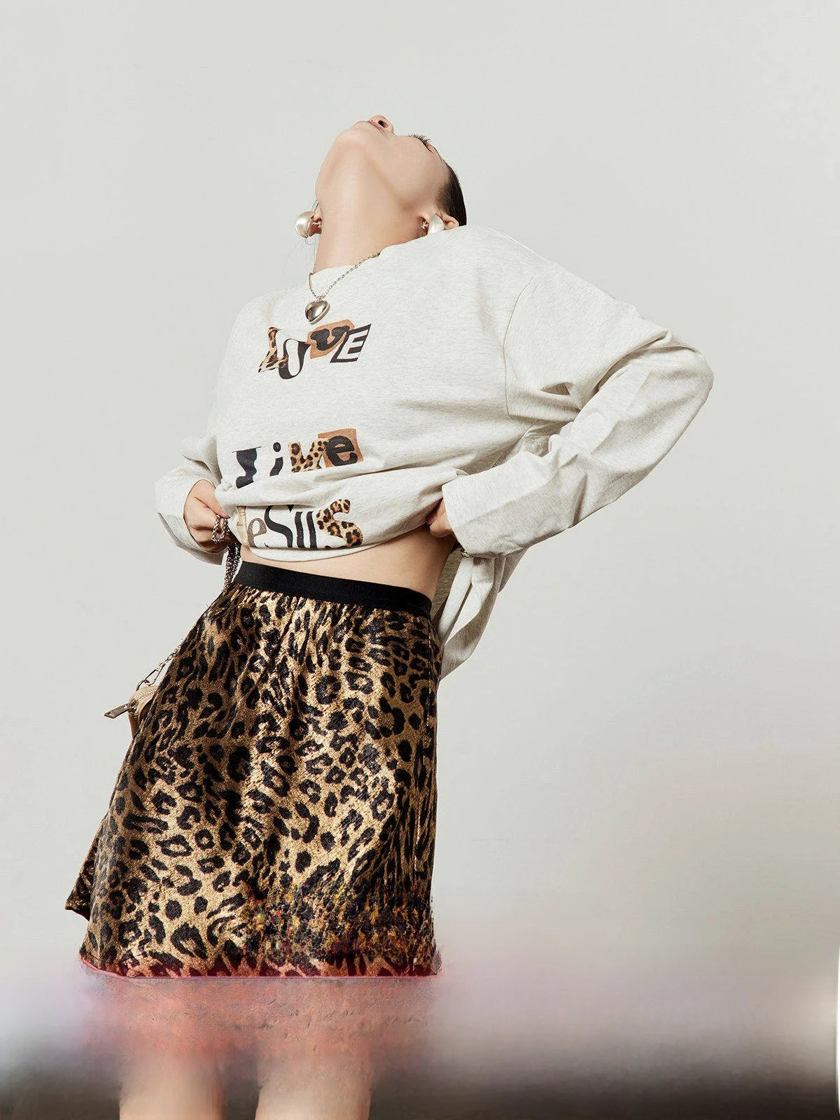 

Loose Long Sve Floral ey T-irt for Women Autumn New Sle Leopard Dance Gold Series Printed Casual Faion Ladies' Tee