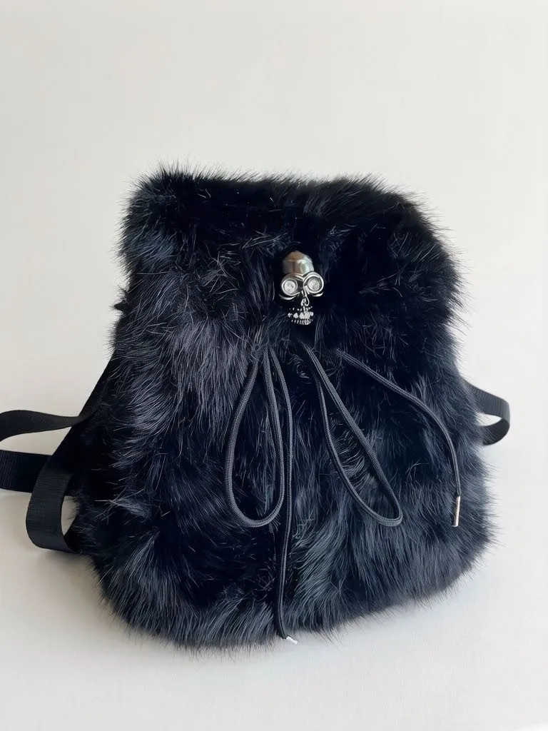 

Рюкзаки Y2K в стиле панк: универсальные повседневные рюкзаки для женщин, плюшевые, из искусственного меха, зимние, с декором в виде черепов Spice Girls