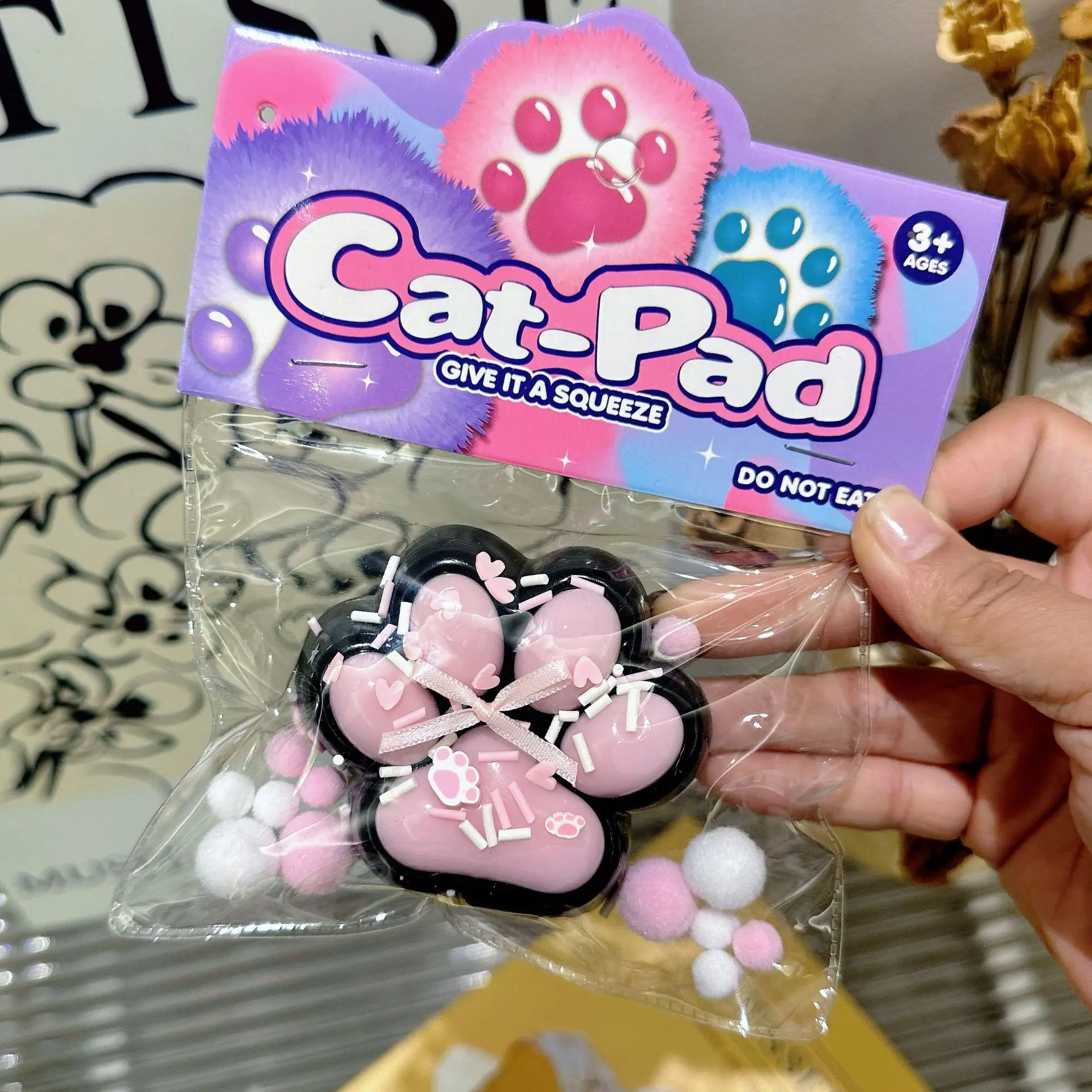 Cute Cartoon Dark Children Cat Paw Pinch Squeeze Toys Soft Cat Paw Slow Rebound Decompression Toys Adult Kids Stress Relief Toys