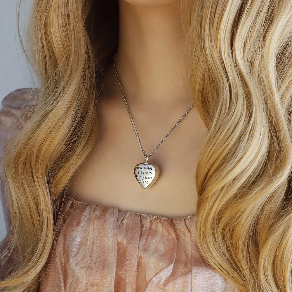 Custom Photo Necklace Engraved Stainless Steel Photo Necklace personalized Text Hold Picture Heart Pendant Necklace Jewelry