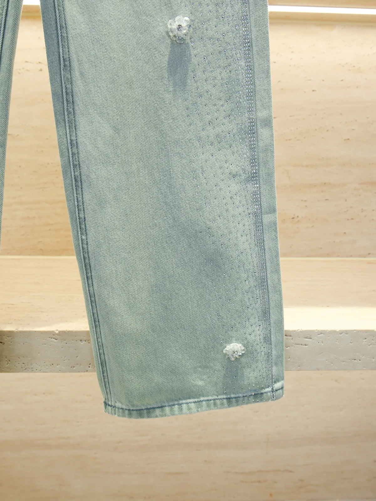 High Waist Distred Wide Leg Jeans Women's Early Spring High Waist Diamond Embellied Floor-Length Pants European Sle