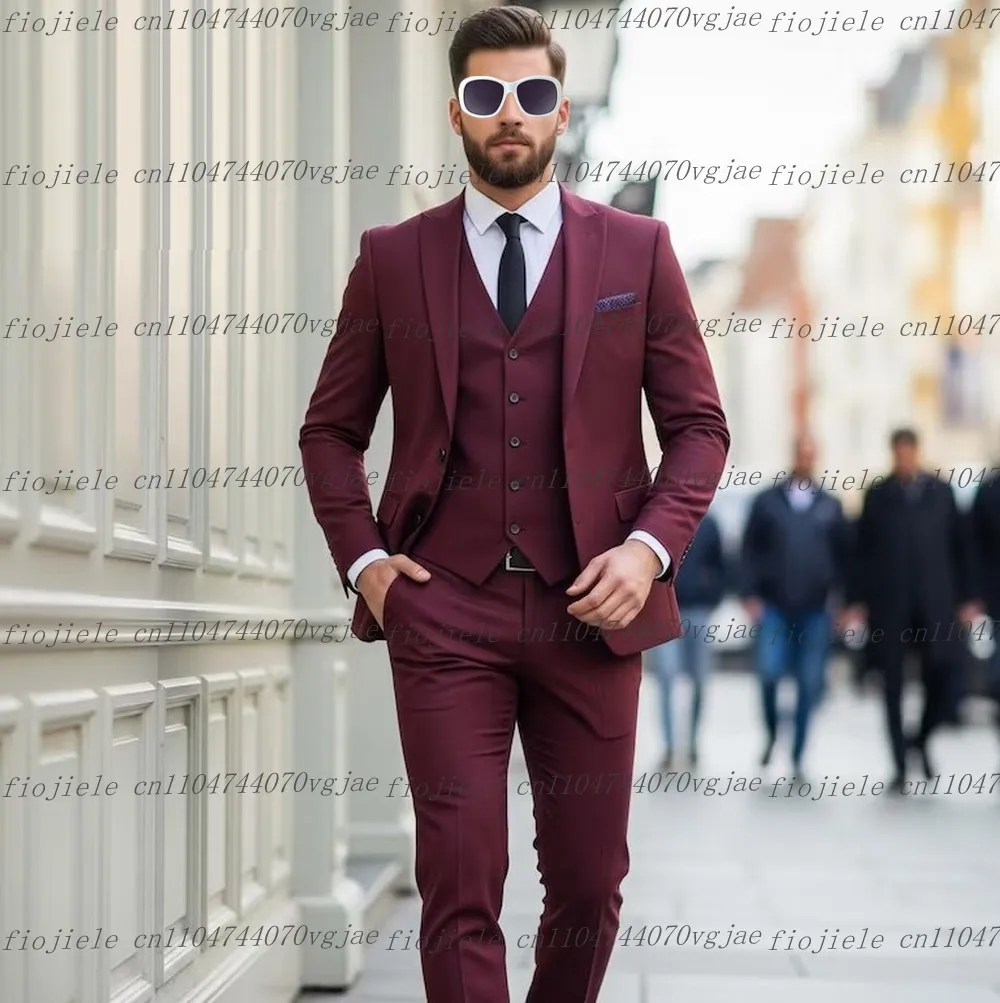 

Burgundy Formal Occasion Men Suit Wedding Party Groom Groomsman Business Male Tuxedos Customize 3 Piece Set Jacket Vest Pants