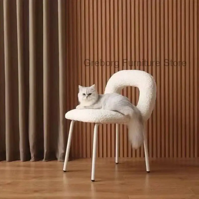

Household Nordic Designer Living Room Chair Modern Minimalist Dining Chair Makeup Stool Lamb Velvet Silla Trono Back Chair 56