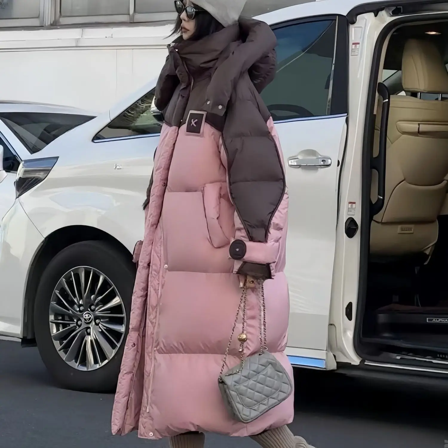 신상 다운 재킷 여성용 코튼 재킷 여성용 무릎 아래 길이 브레드 재킷 한국 두꺼운 후드 코튼 재킷, 루즈핏 대형 사이즈