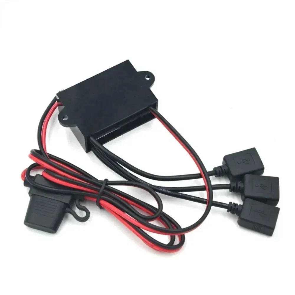 DC Step Down Buck Power Converter 12V 24V To 5V 6A 30W Car Power Converters Power Adapter with Triple USB Output for Car Phone