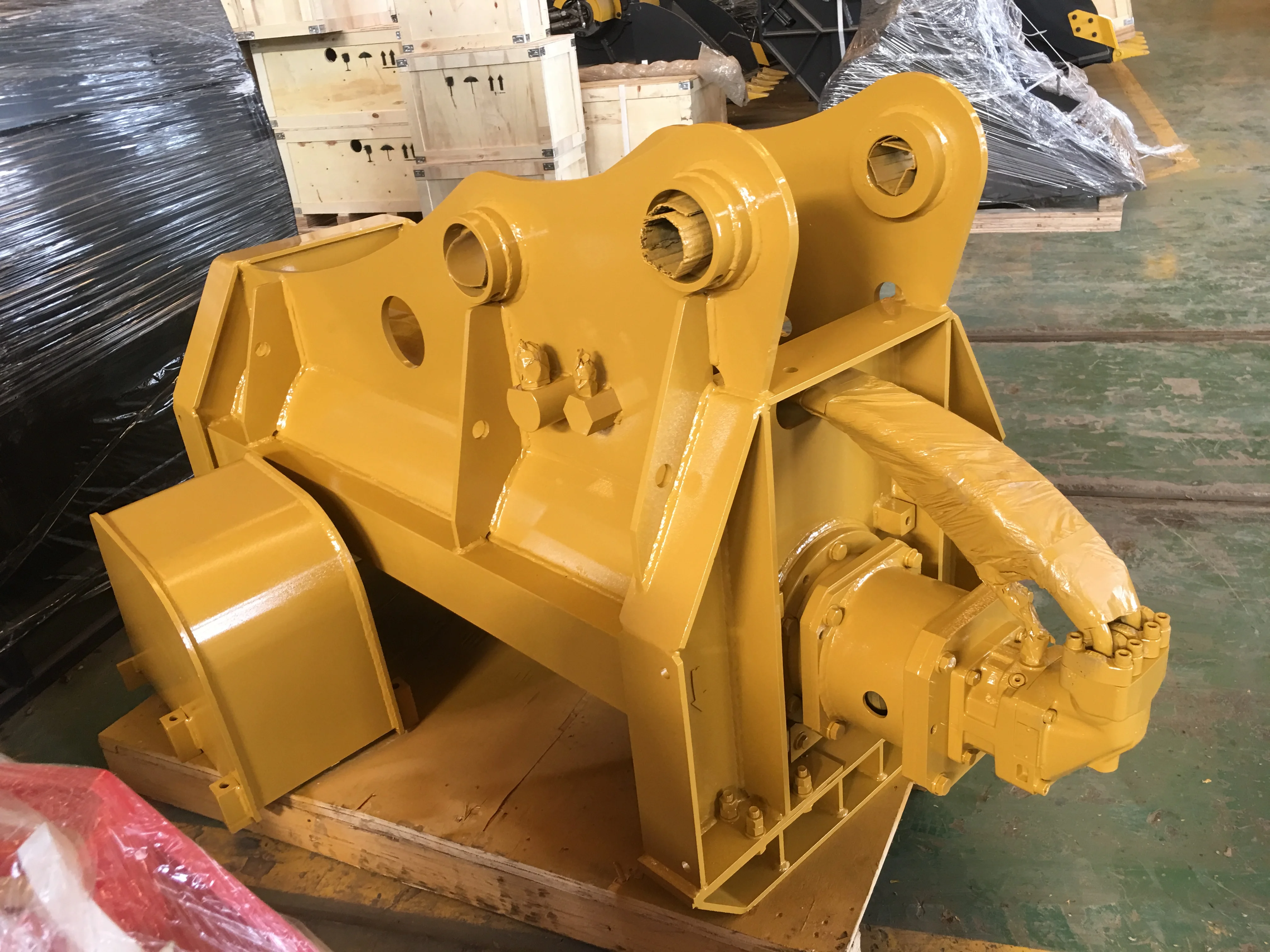 EC240  Excavator Mulcher Attachment Tree Root Crushing Machine