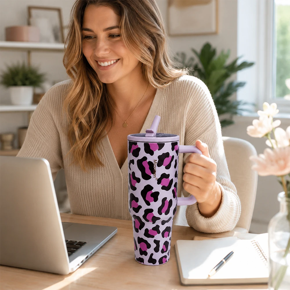 Leopard Print Tumbler 40oz Stainless Steel Vacuum Insulated Travel Mug with Handle Portable Water Cup for Car Travel Sports Gym