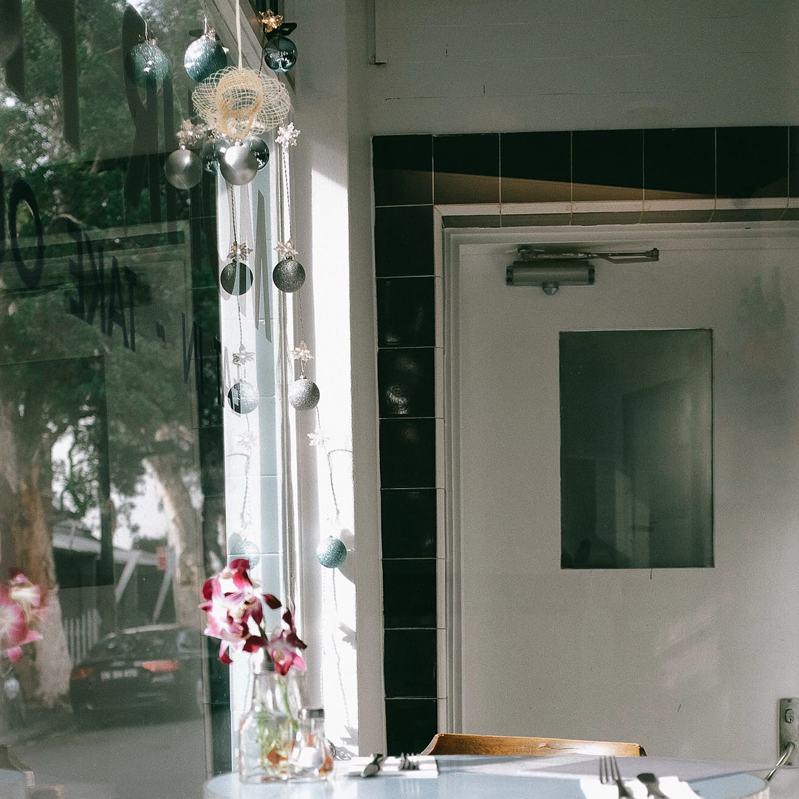 

24 Pcs Mini Hat Imitation Straw Knitting Hats Decoration Accessories Linen Yarn