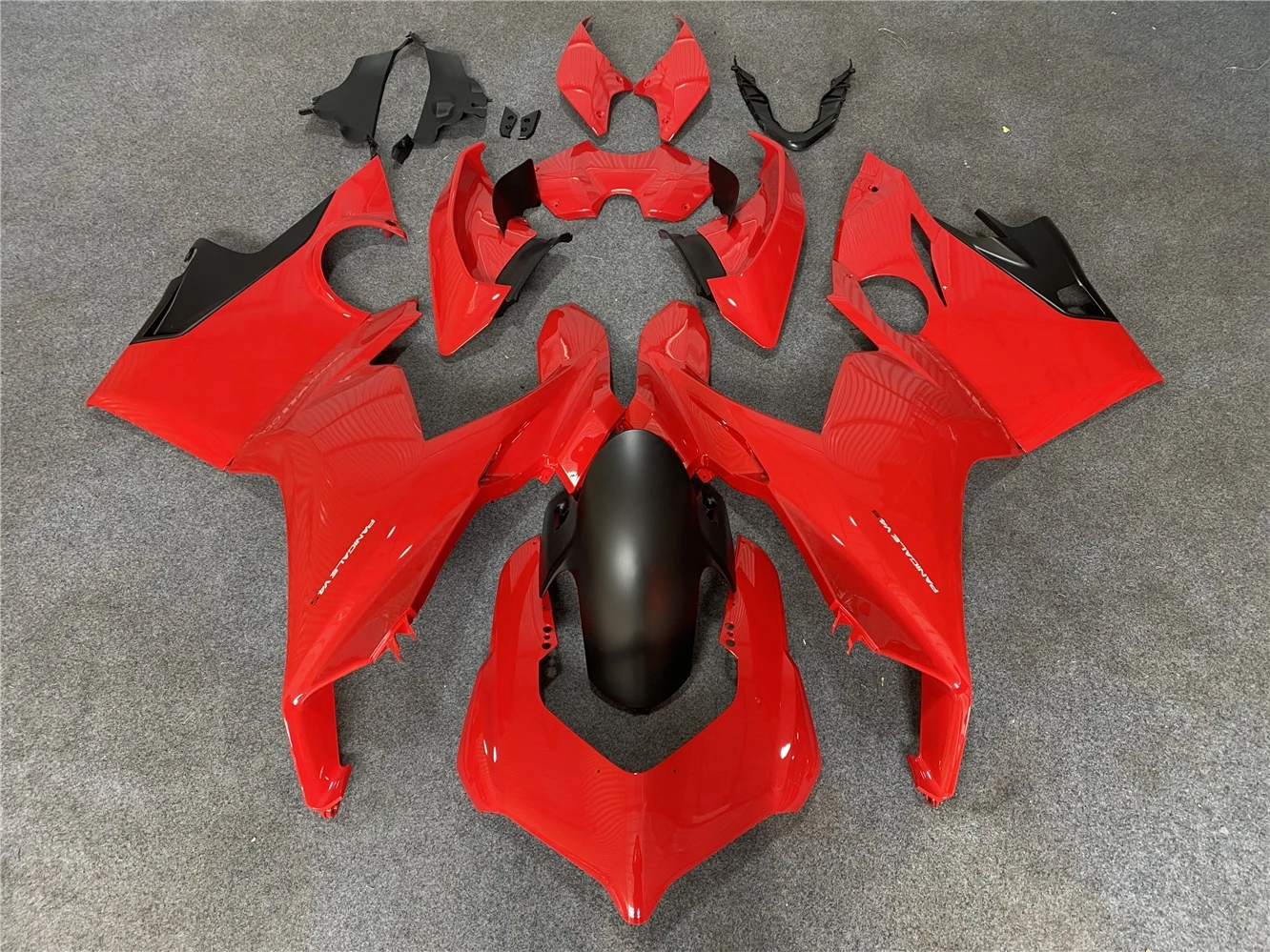 

Fairings Kit Fit For Panigale V4 V4S 2018 2019 2020 Bodywork Set 18 19 20 21 Abs High Quality Injection Red Dual seating