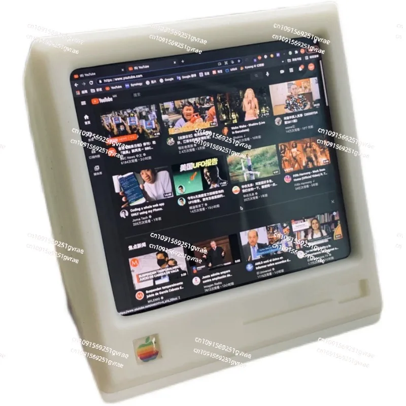 Small TV, Macintosh retro computer secondary screen, external screen monitor, desktop ornament