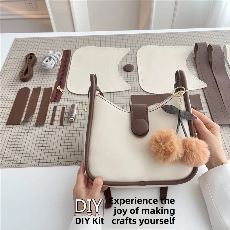 

Handwoven Handmade Crochet oulder Bag Faionable Crossbody Gift for Girlfriend Or Best Friend Casual Soft PU Leather