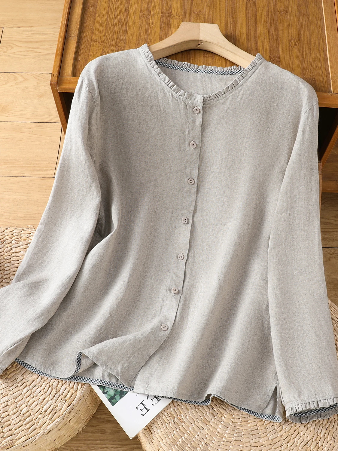 

Spring 2026 Cool Cotton Lin Loose Long Sve irt Large Size Women's Faion Retro Button-Down Casual Pear Body pe