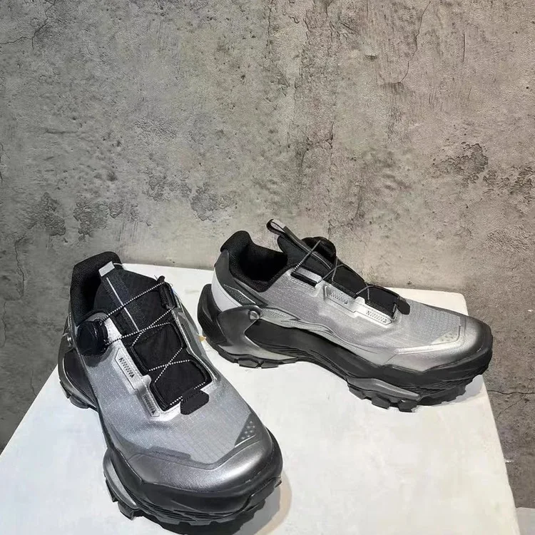 

Unisex Outdoor Sports Shoes Non-Slip Trail Running Shoes Quick-Lacing Walking and Jogging Shoes for Men and Women