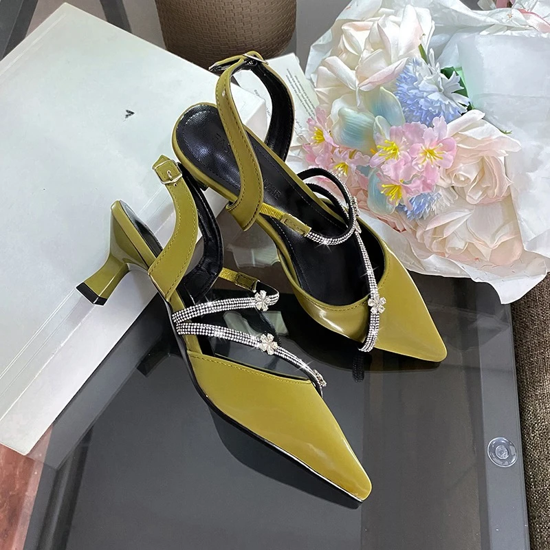 

Summer 2026 New Rhinestone Slender Strap Sandal Back Trip Strap Pointed Toe Pump