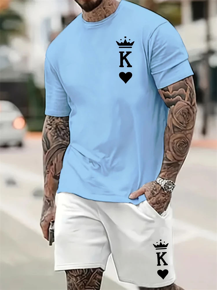 

Новый комплект из сине-белой футболки и шорт, мужской топ с круглым вырезом и короткими рукавами с K-принтом, повседневная мода, уличная одежда, спортивный комплект