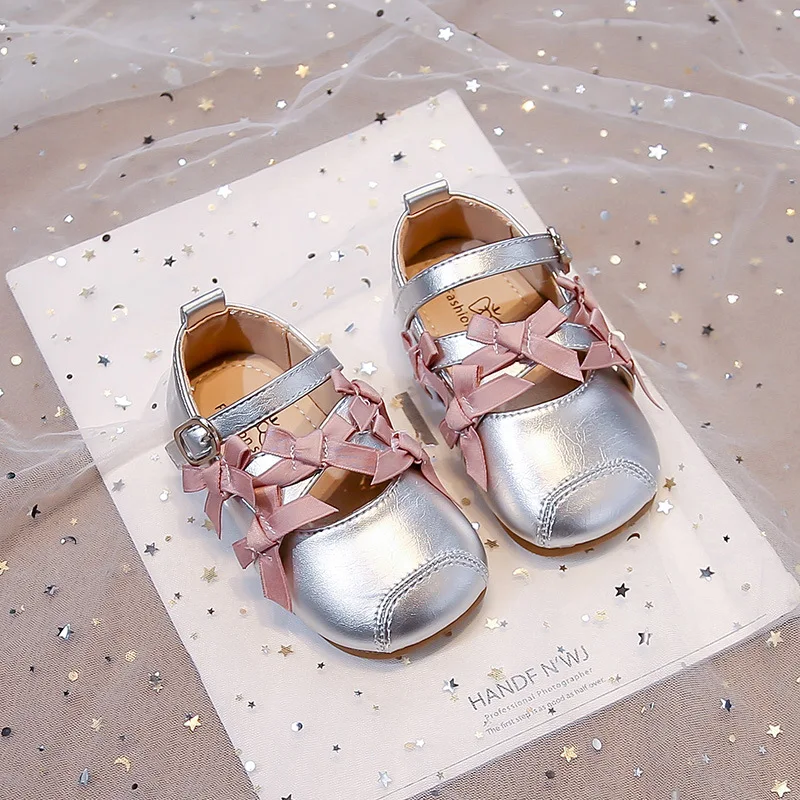 

Kids Ballet Princess Shoes Soft Bottom Sweet Girls Dance Shoes Cute Bows Fashion 2025 Autumn New Children Leather Shoes Non-slip