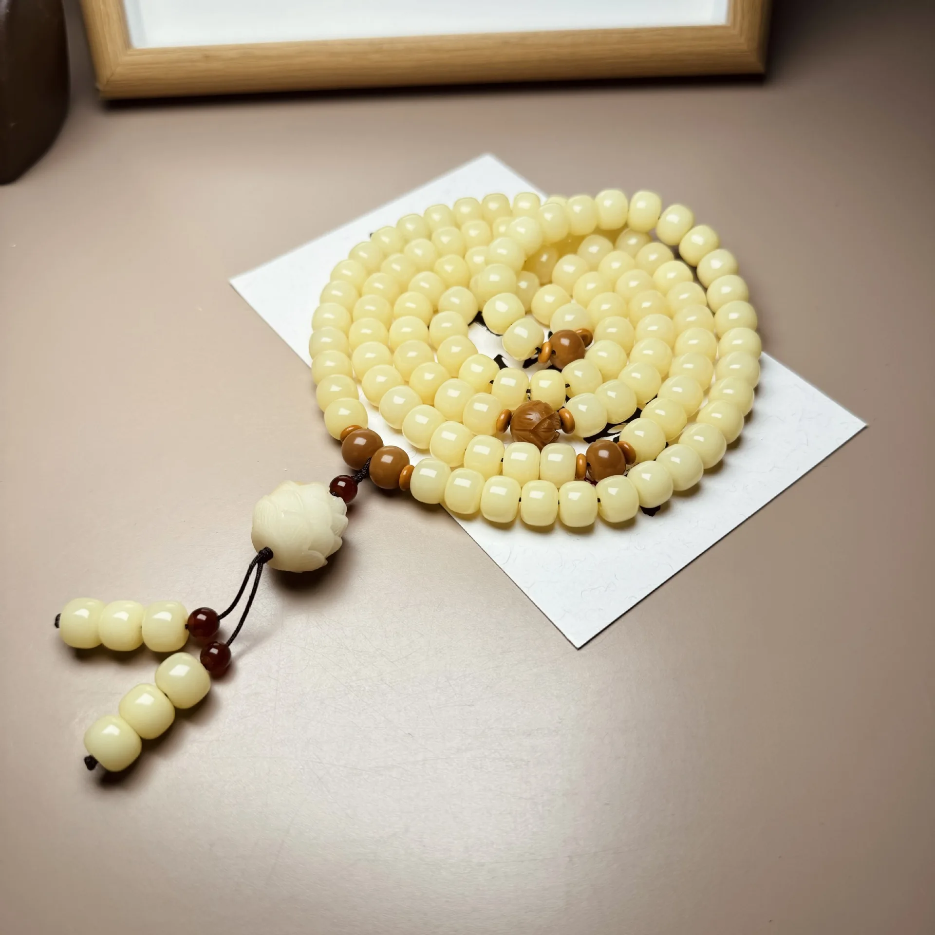 108 Beads Cream Yellow Jade Bodhi Root Bracelet with Charcoal Burned Lotus Tassel Buddhist Prayer Beads for Meditation Gifts