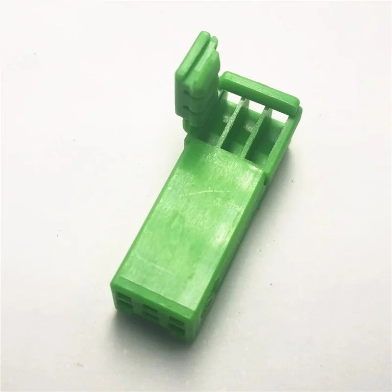 50PCS Original genuine Automotive Connector FOR DELPHI/APTIV 13837414 3 Way Green 0.64 Unsealed Female Connector