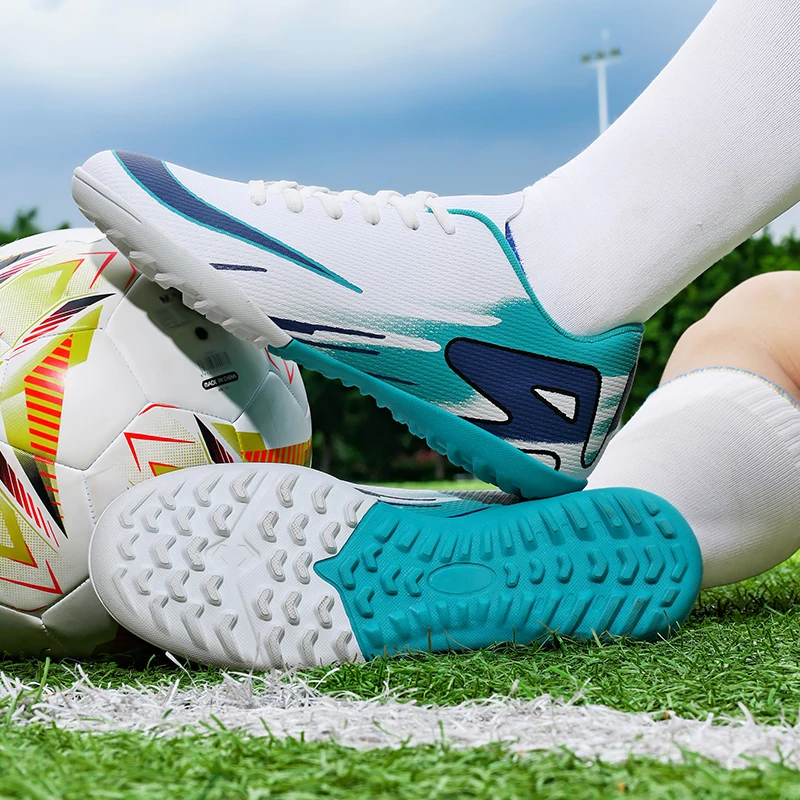 TF/FG Men Original Football Shoes Society Cleats Soccer Shoes Fast Professional Indoor Football Field Boots Sneaker Training