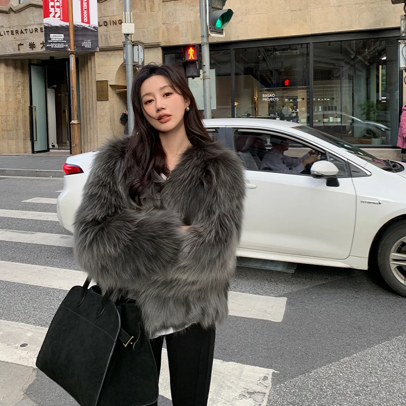 

Women Fox Fur Coat Winter Short Korean Style Fashion V Neck Slim Faux Raccoon Fur Jacket