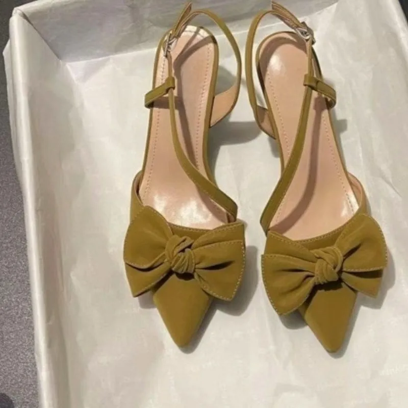 

Women's Sandals Fashion Low Heels Sandals Women Shoes Elegant Pointed Straps Fashion Party Pumps Sandalias De Mujer 2026 summer