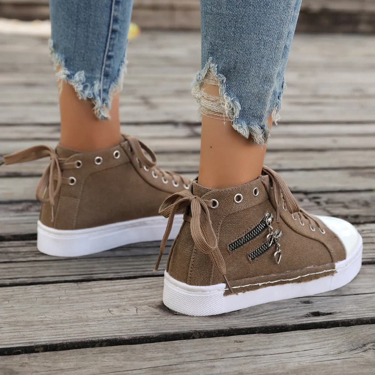 Women's flat shoes New Fashion Tennis Canvas Ladies Casual Shoes High Top Woman Sneakers Lace Up Platform Shoes Breathable