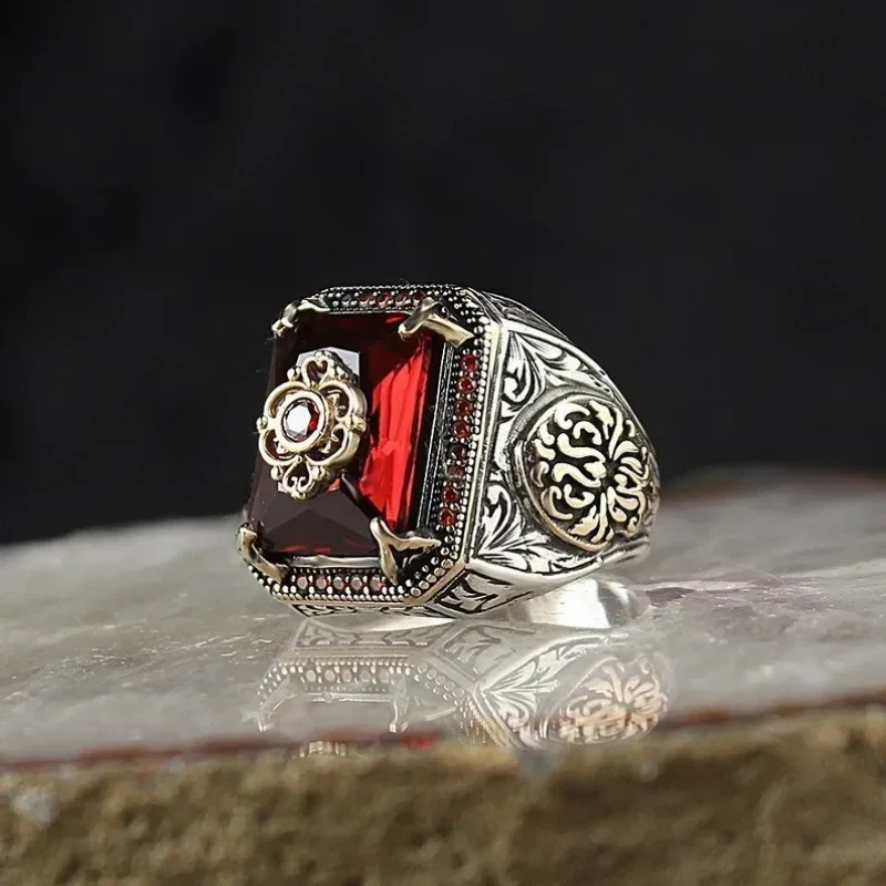 Vintage Turkish Signet Ring For Men Women Antique Silver Color Carved Eagle Ring Inlaid Green Zircon locomotive Punk Ring