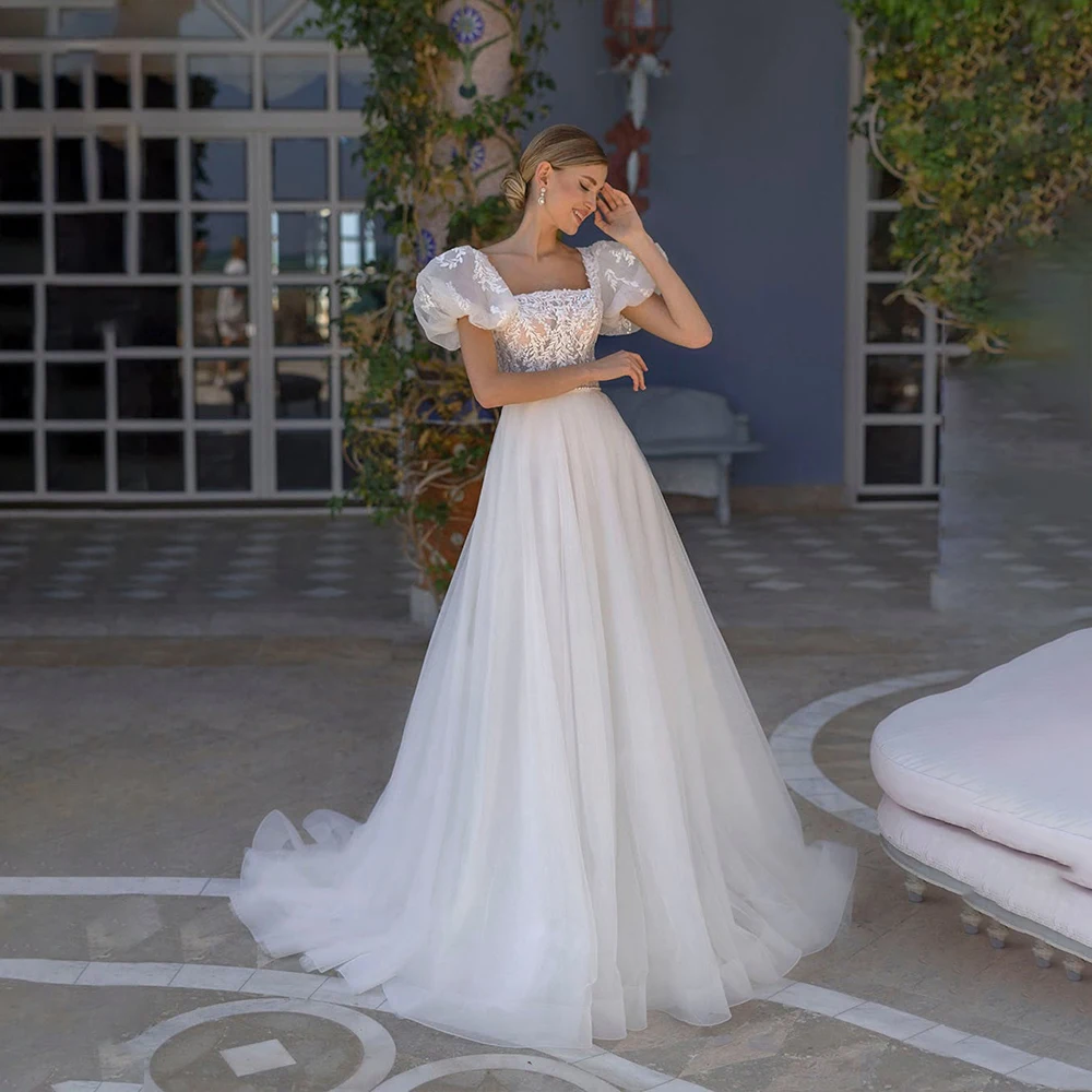

Wedding Dresses with Square Collar Short Sleeves A Line Backless Organza Bride Dress Appliques Garden Bridal Gown Customized