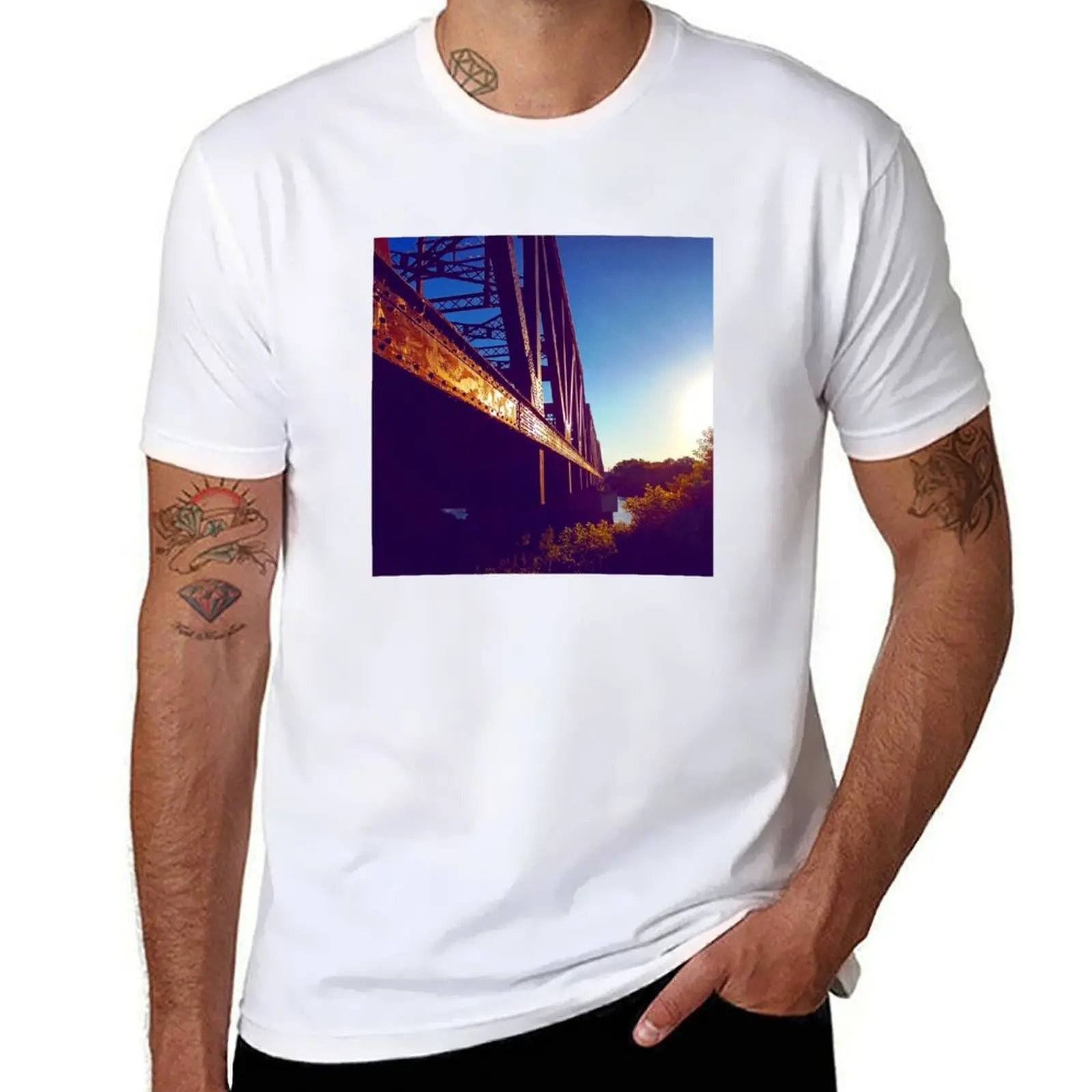 

Train bridge T-Shirt man t shirt luxury man t shirts for men casual T-Shirt