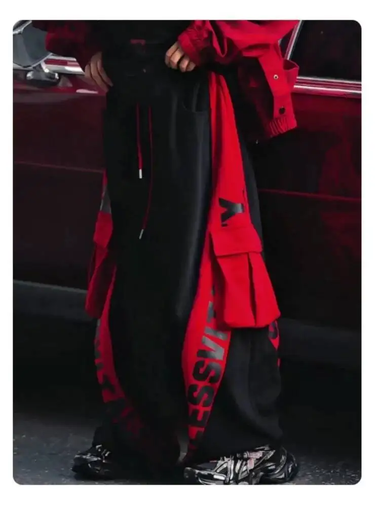 للجنسين أسود أحمر معطف مجموعة 2025 الخريف الشتاء النساء الرياضة مجموعة جديدة الظلام النار الدنيم مجموعة سترة وسراويل تقليدية للرجال والنساء