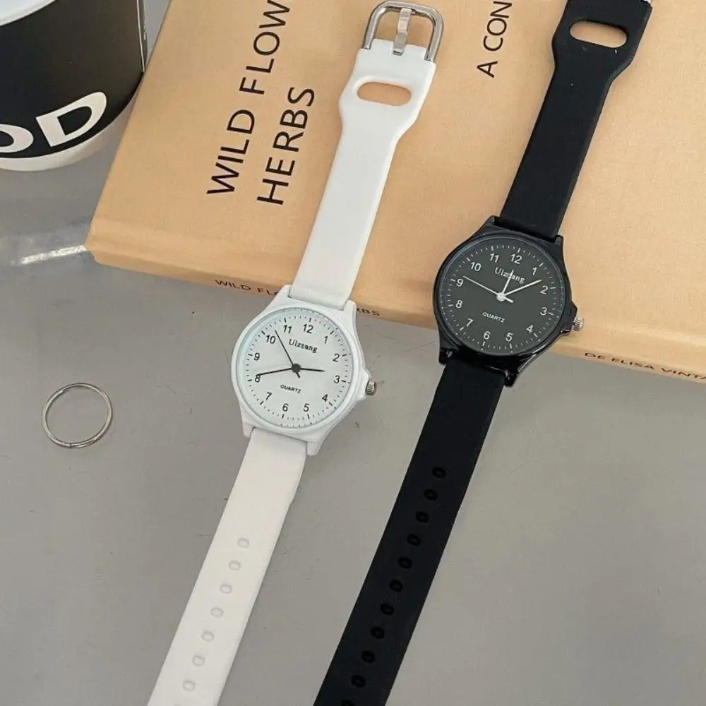 High Quality Silicone Strap Wristwatch Multi-color Casual Quartz Watch Adjustable Student Quartz Clock