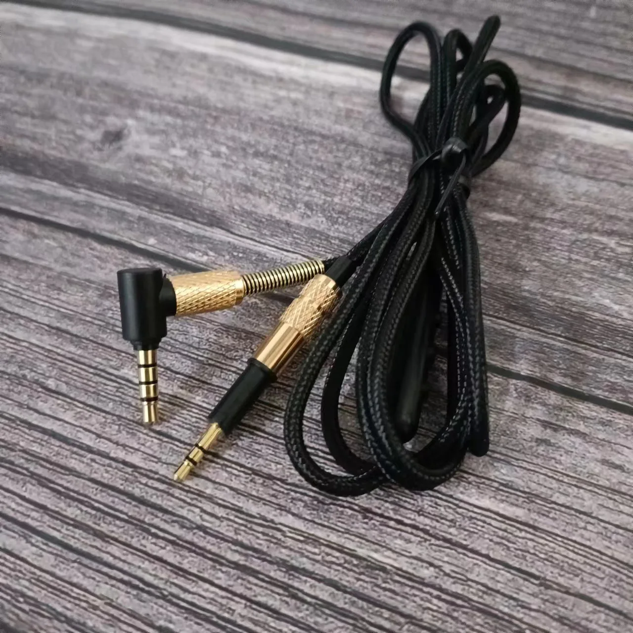 Hochwertiges Audiokabel für AKG K450 K451 K452 K480 Q460 Headset, 3,5mm auf 2,5mm Stecker mit Mikrofon, geflochtenes Kabel – Detail 4