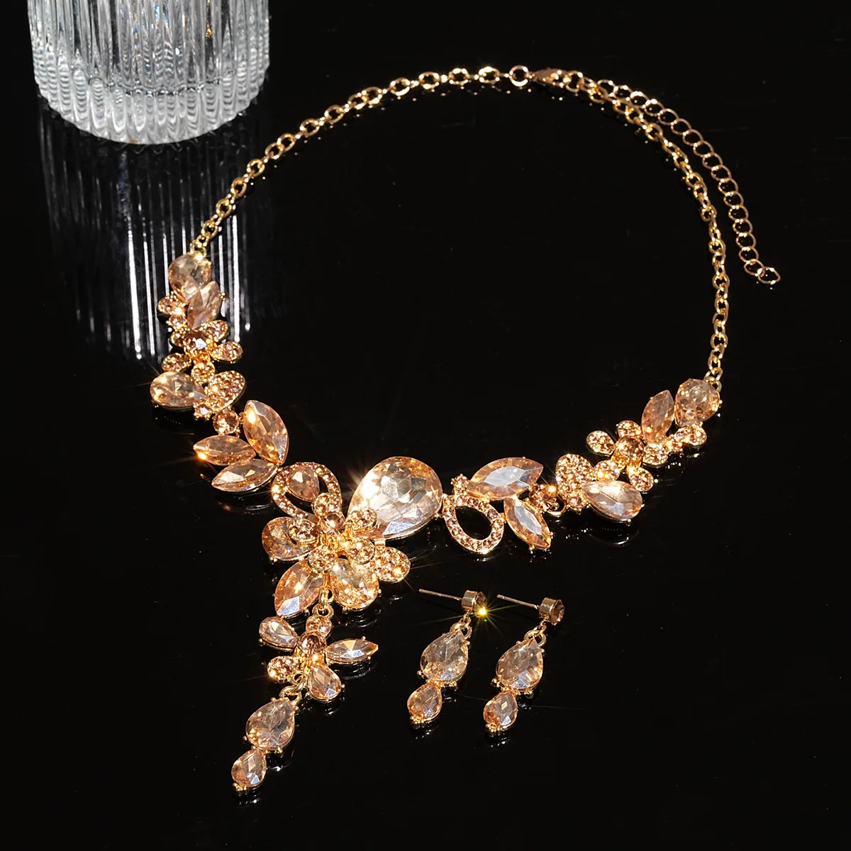 European and American cross-border diamond-encrusted water drop flower stud earrings necklace set niche design collarbone chain