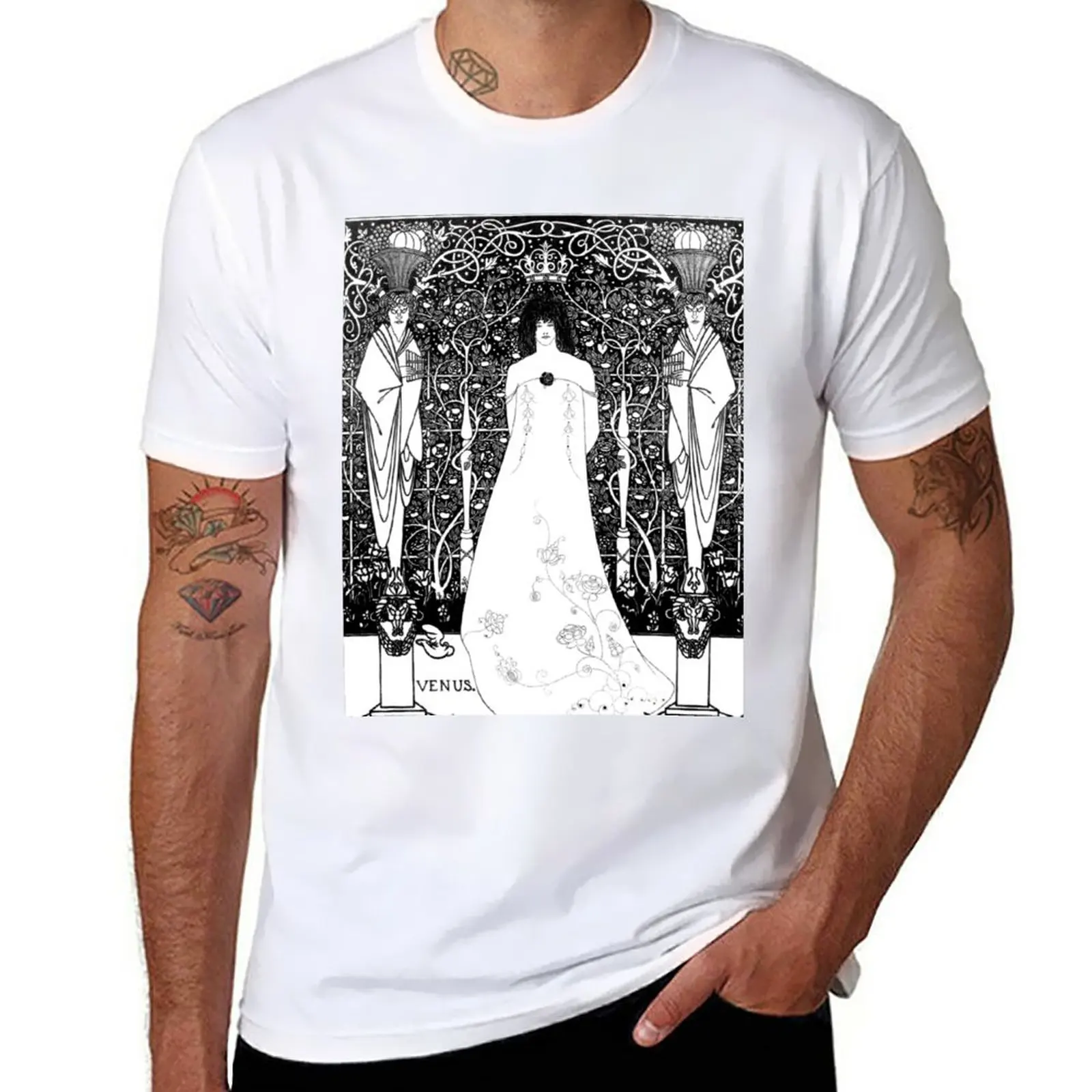 New HD. Venus between Terminal Gods; by Aubrey Beardsley (1895) T-Shirt Oversized t-shirt men clothing