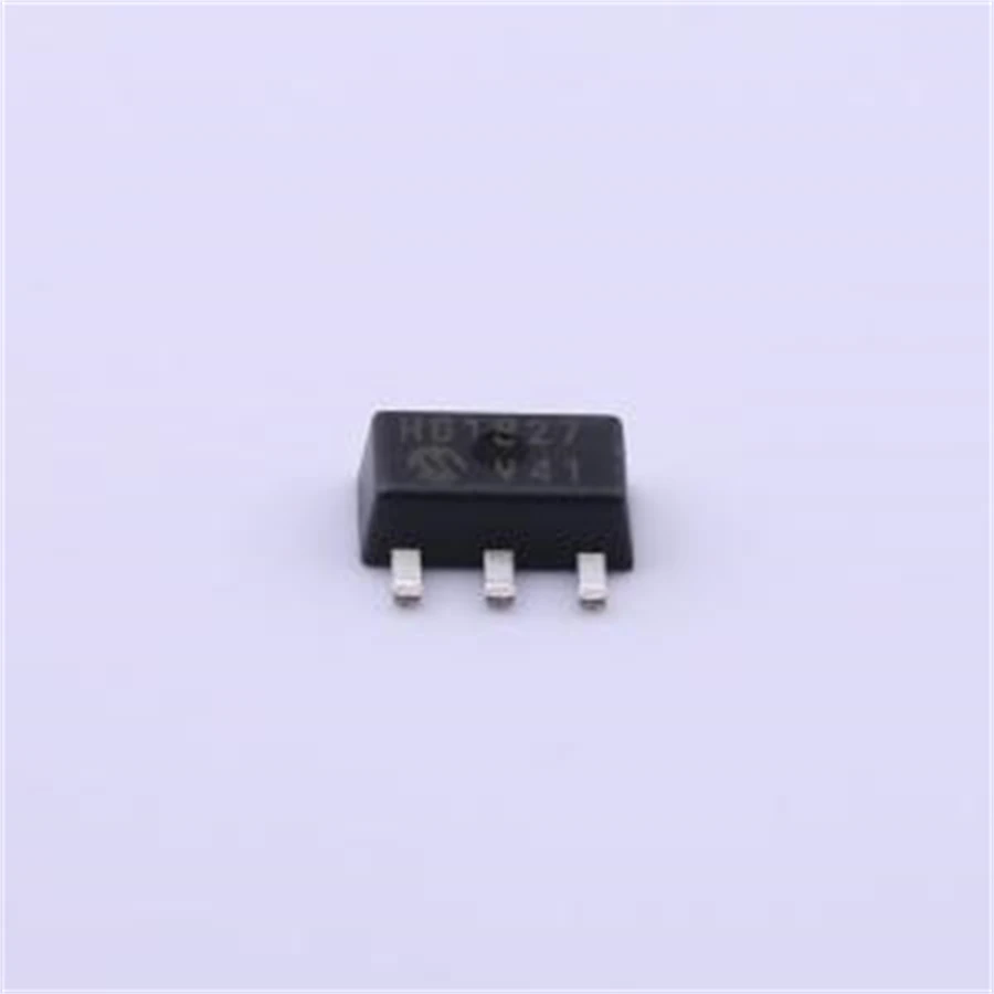 

30 шт./лот MCP1702T-3302E/MB (PMIC)