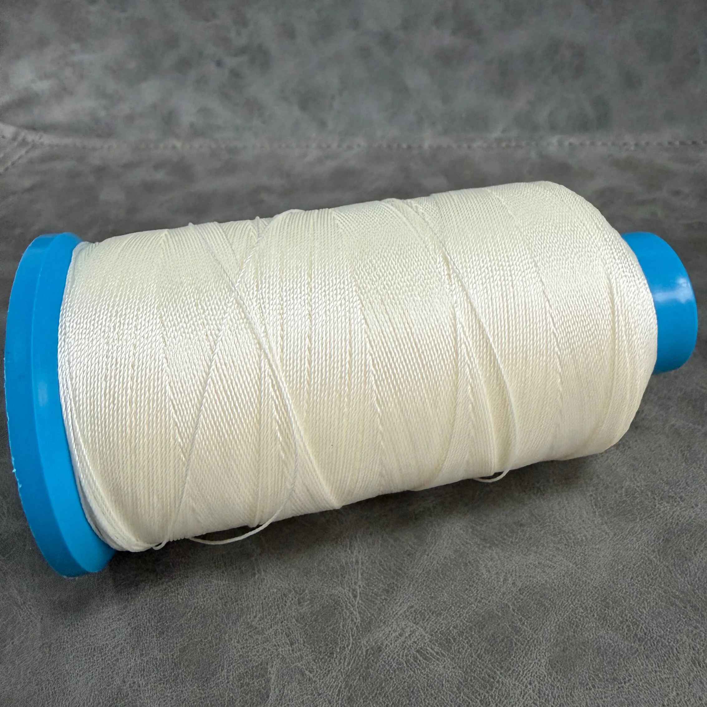 Sanbest Nylon Bonded Sewing Thread 210D/2 210D/3 280D/3 420D/3 630D/3 840D/3 High Durability for Jeans Leather High Tenacity