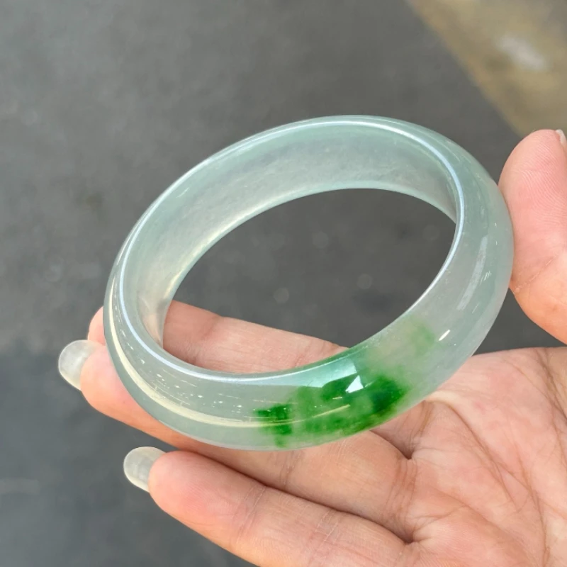 Exquisite Fashion Oil Base with A Touch of Green Flat Bar Bracelet