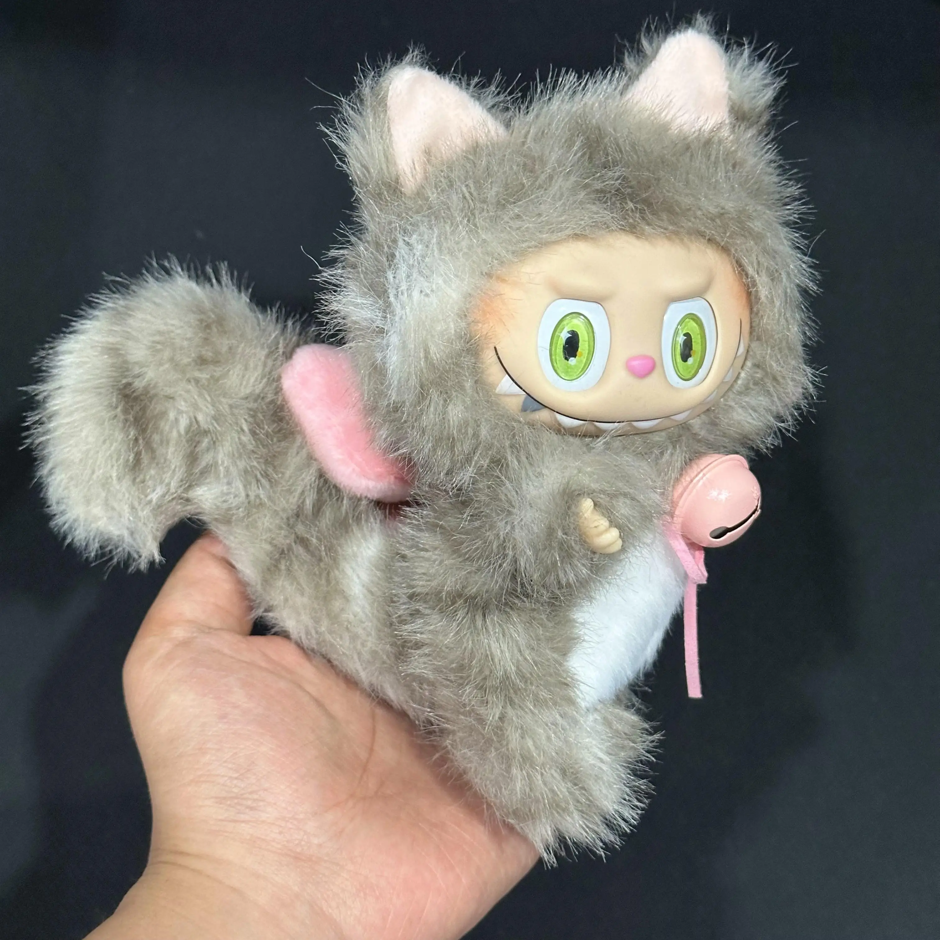 

Zimomo Tabby Cat With Pink Bell Labubu Change Doll Anime Figure Vinyl Pendants Bag Accessory Child Birthday Toys Gifts Blind Box