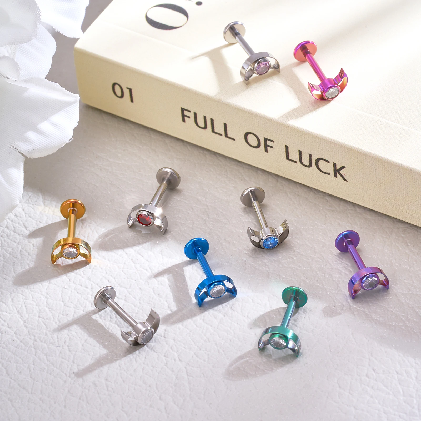 ASTM F136 G23 التيتانيوم ثقب الأنف مسمار Labret الشفاه قرط الاذن المرصع أودي مجوهرات للنساء موضة أنودة