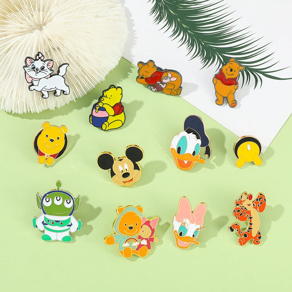 Cartoon Metal Enamel Brooch Cute Mickey Badges Winnie Pooh Bear Donald Duck Lapel Pins for Backpack Jacket Accessories