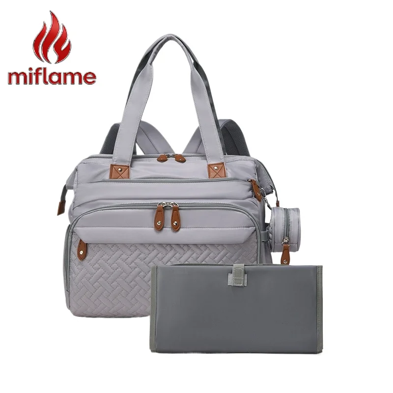 

Luxury Diaper Bag Purse Handbag for Moms and Babies Large Capacity Portable Convertible Backpack Outdoor Travel